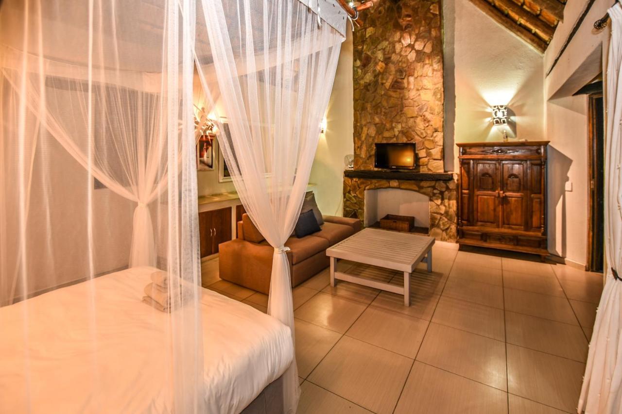 Leopard'S Lair Bush Lodge Hoedspruit Eksteriør bilde